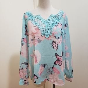 Floral button butterfly blouse